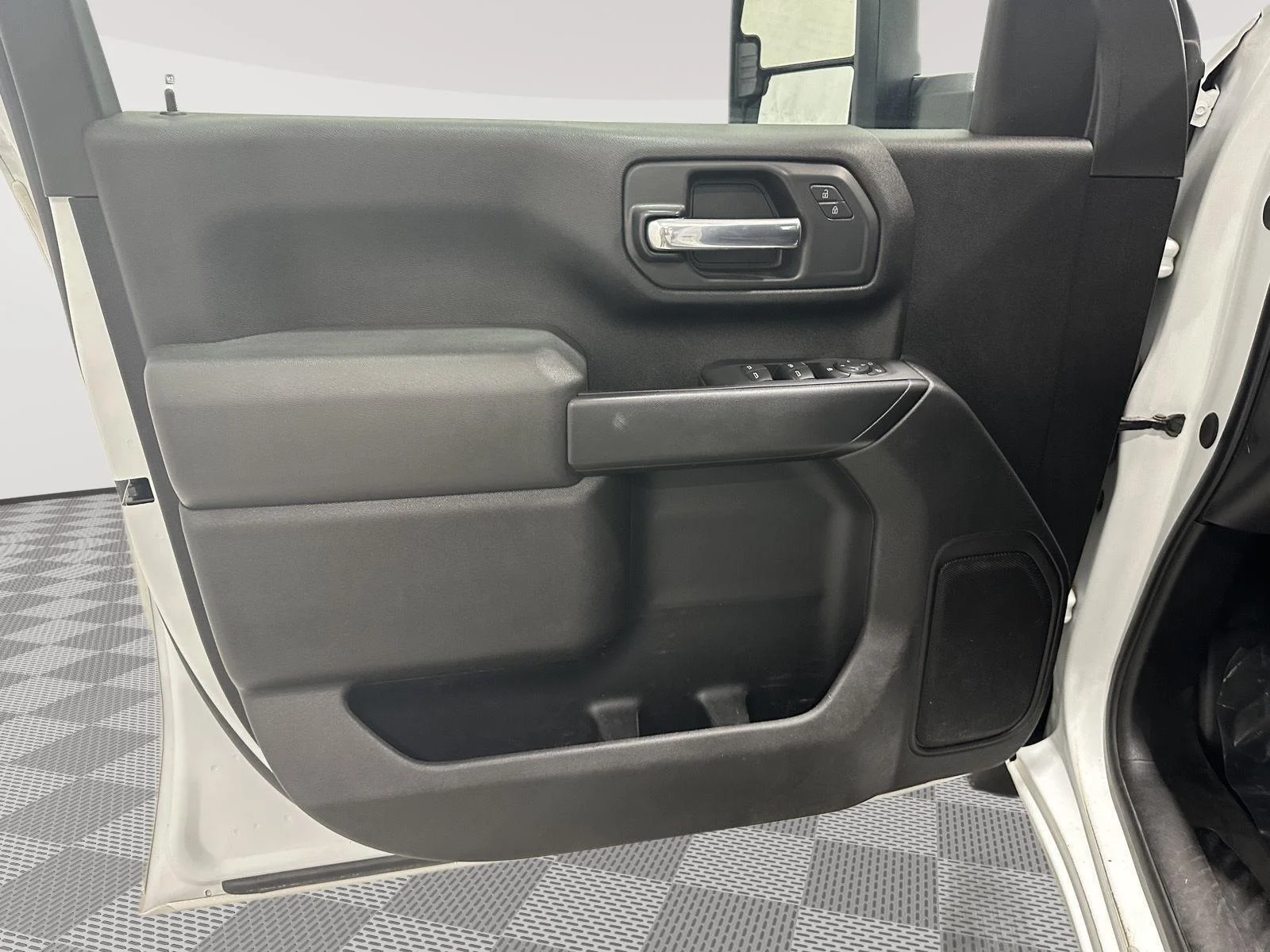 Used 2024 Summit White Chevrolet WT image 15