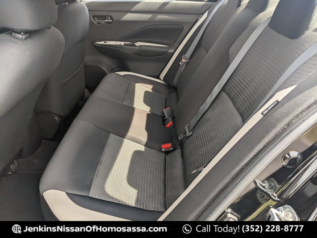 Used 2022 Black Nissan 1.6 SV image 31