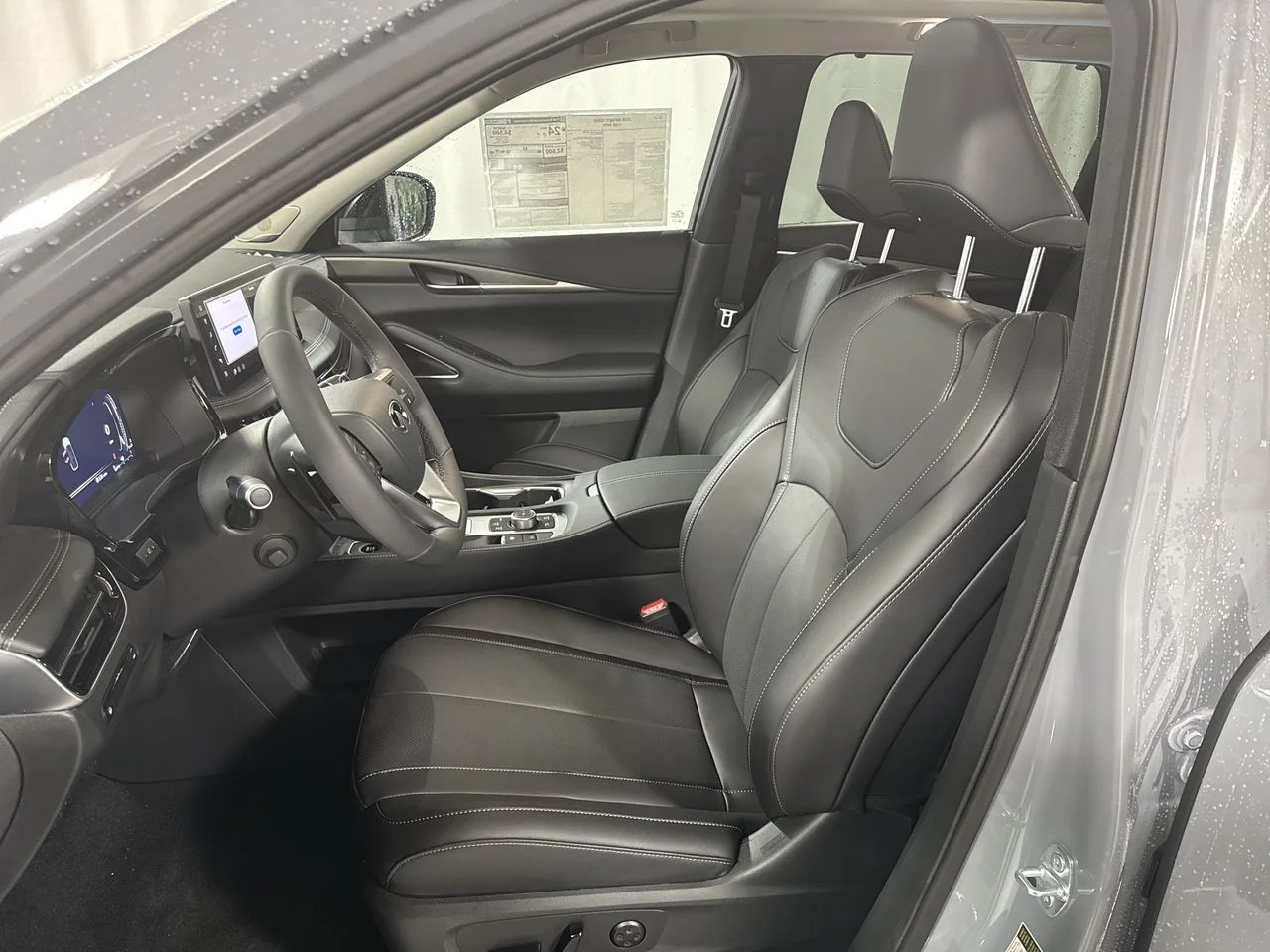 Certified Used 2026 Harbor Gray INFINITI LUXE image 3