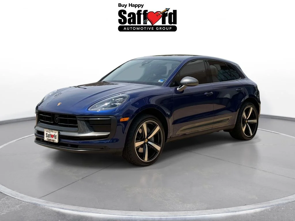 2023 Porsche Macan T's photo