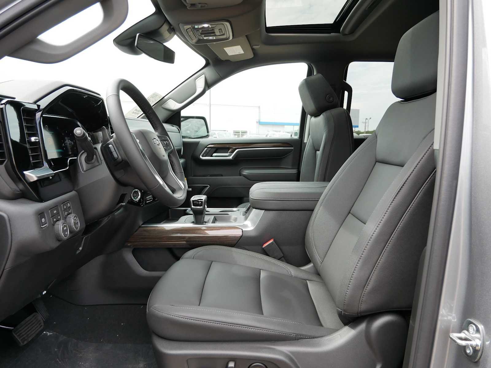 2026 Chevrolet Silverado 1500 RST - Photo 11