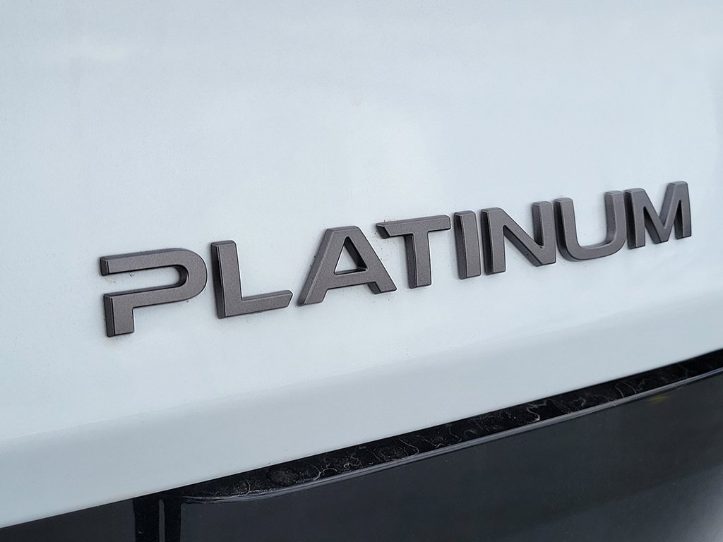 New 2026 Everest White Pearl Tricoat Nissan Platinum image 10