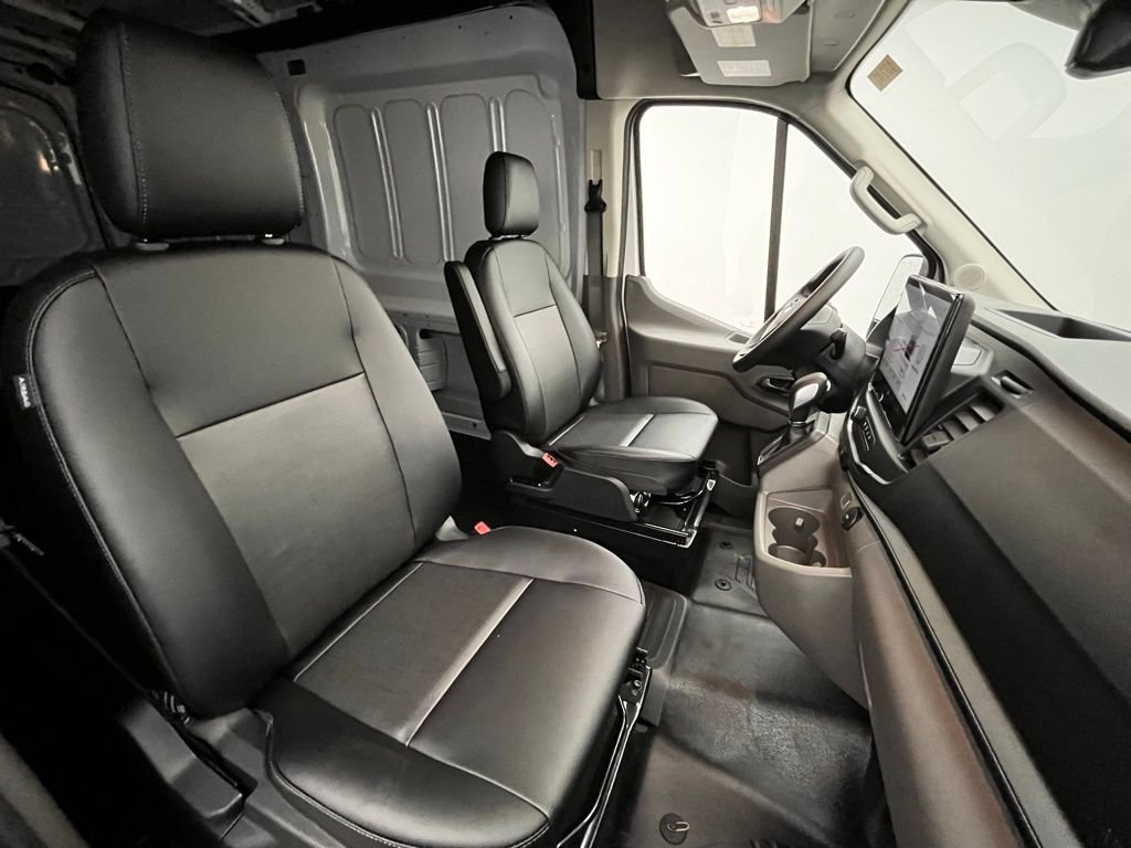 New 2026 White Ford Base image 26