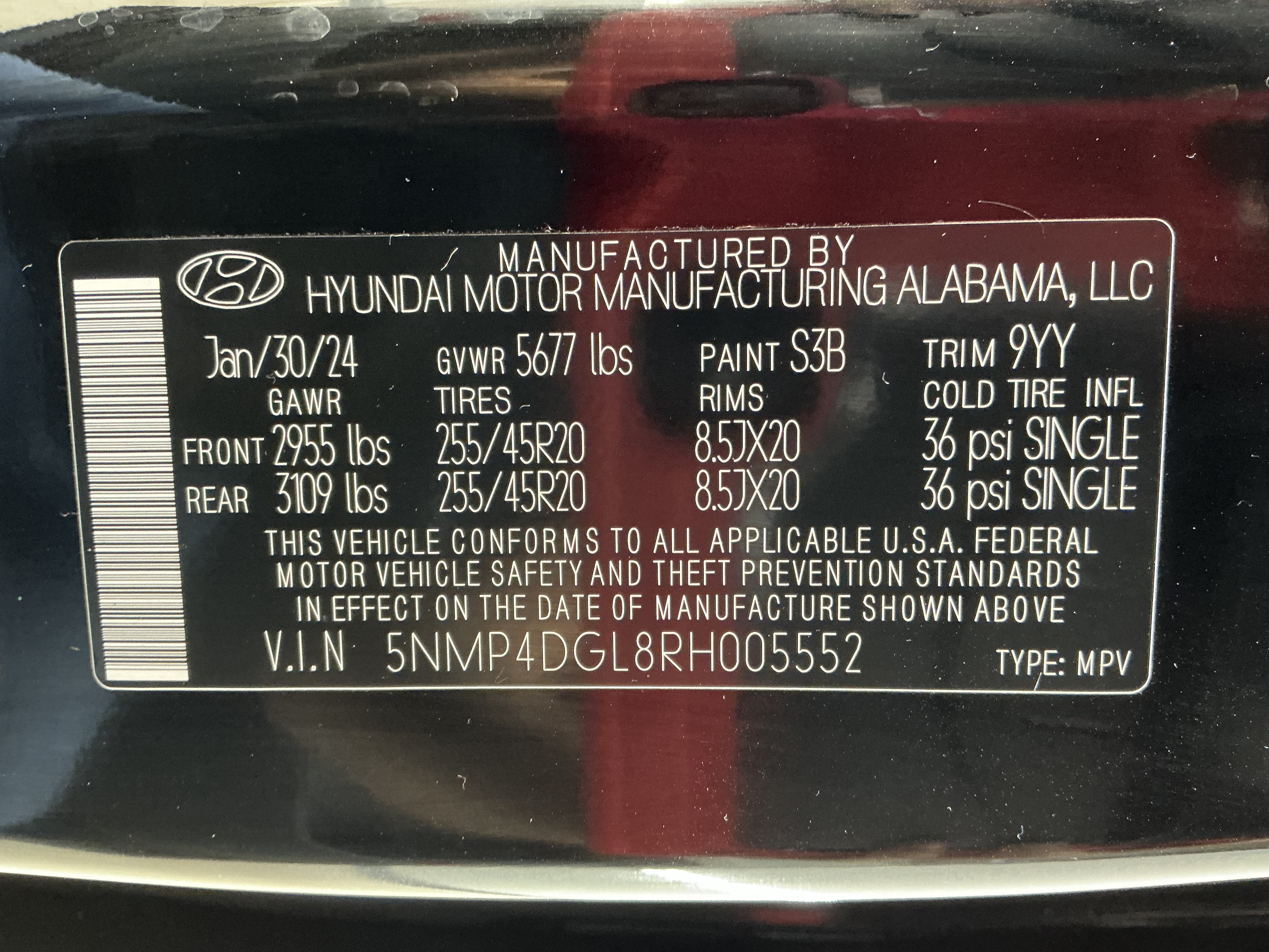 Used 2024 Phantom Black Hyundai Limited image 14