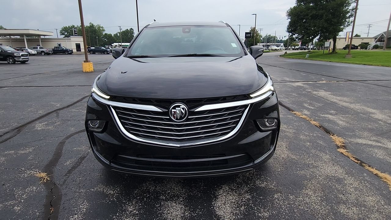 Used 2024 Black Buick Essence image 3