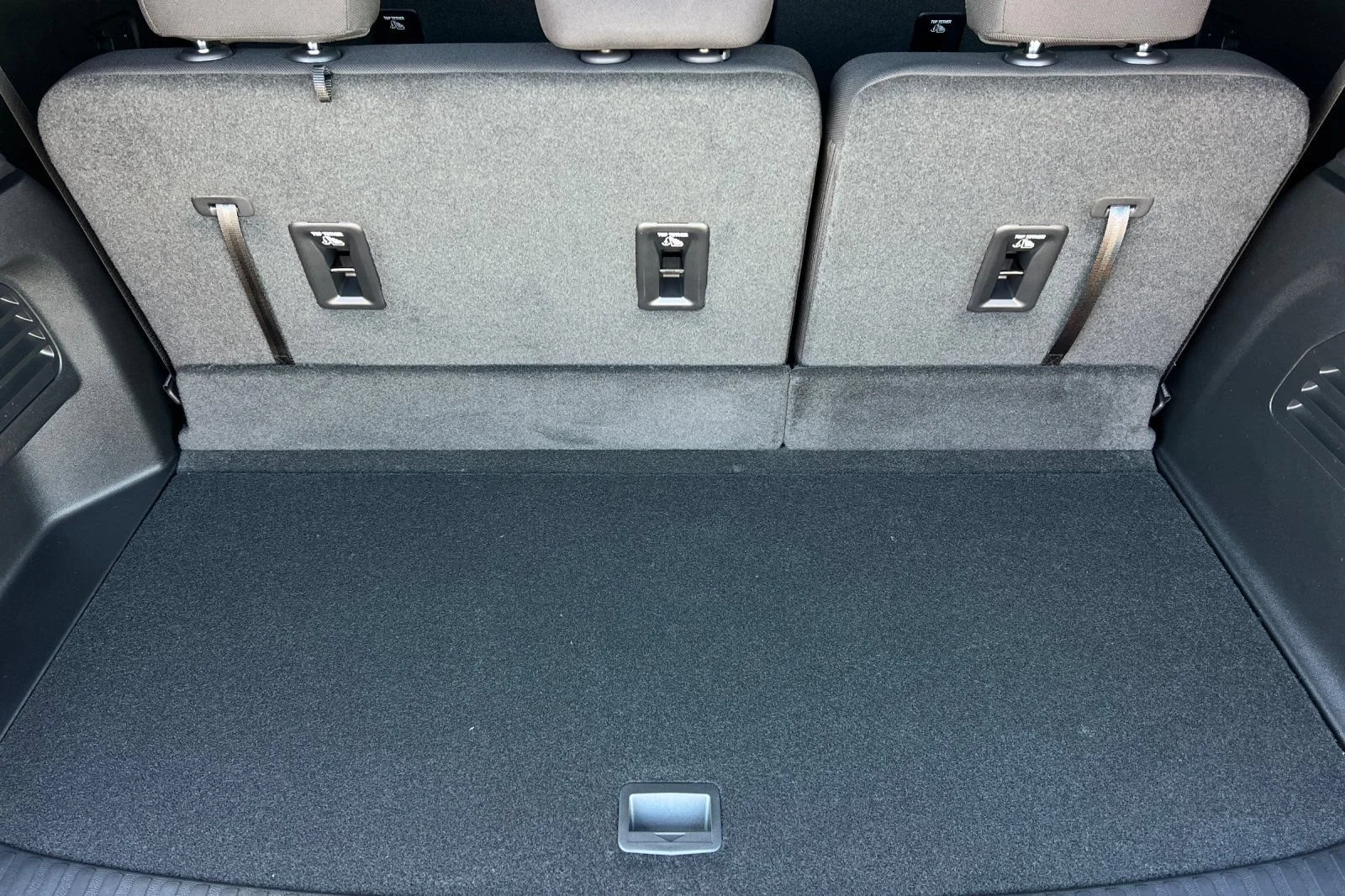 2026 GMC Acadia Elevation - Photo 13