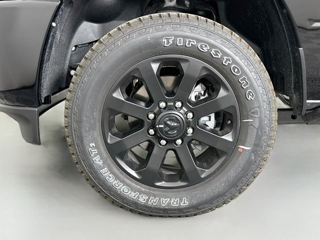 New 2026 Diamond Black Crystal Pearl-Coat Exterior Paint RAM Laramie image 32