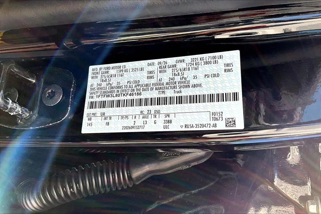 New 2026 Agate Black Metallic Ford XLT image 8