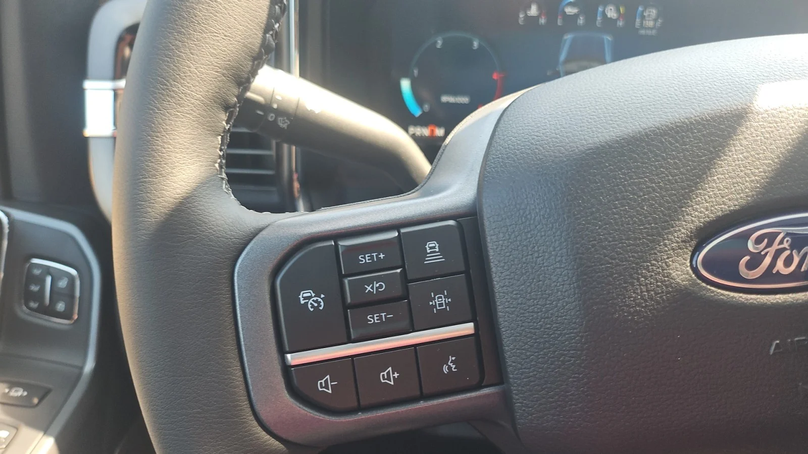 New 2027 Marsh Gray Metallic Ford Lariat 4WD image 16