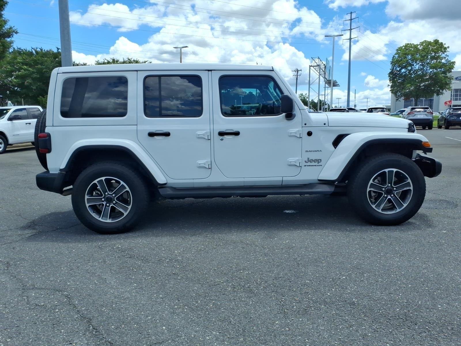 Used 2023 Bright White Clearcoat Jeep Sahara image 10