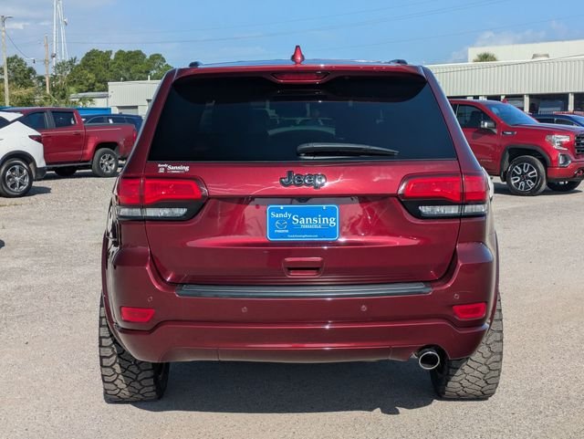 Used 2021 Red Jeep Laredo X image 4