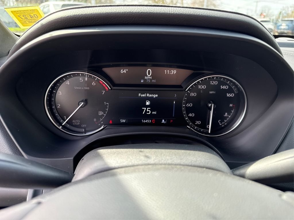 Used 2023 Silver Cadillac Premium Luxury image 22
