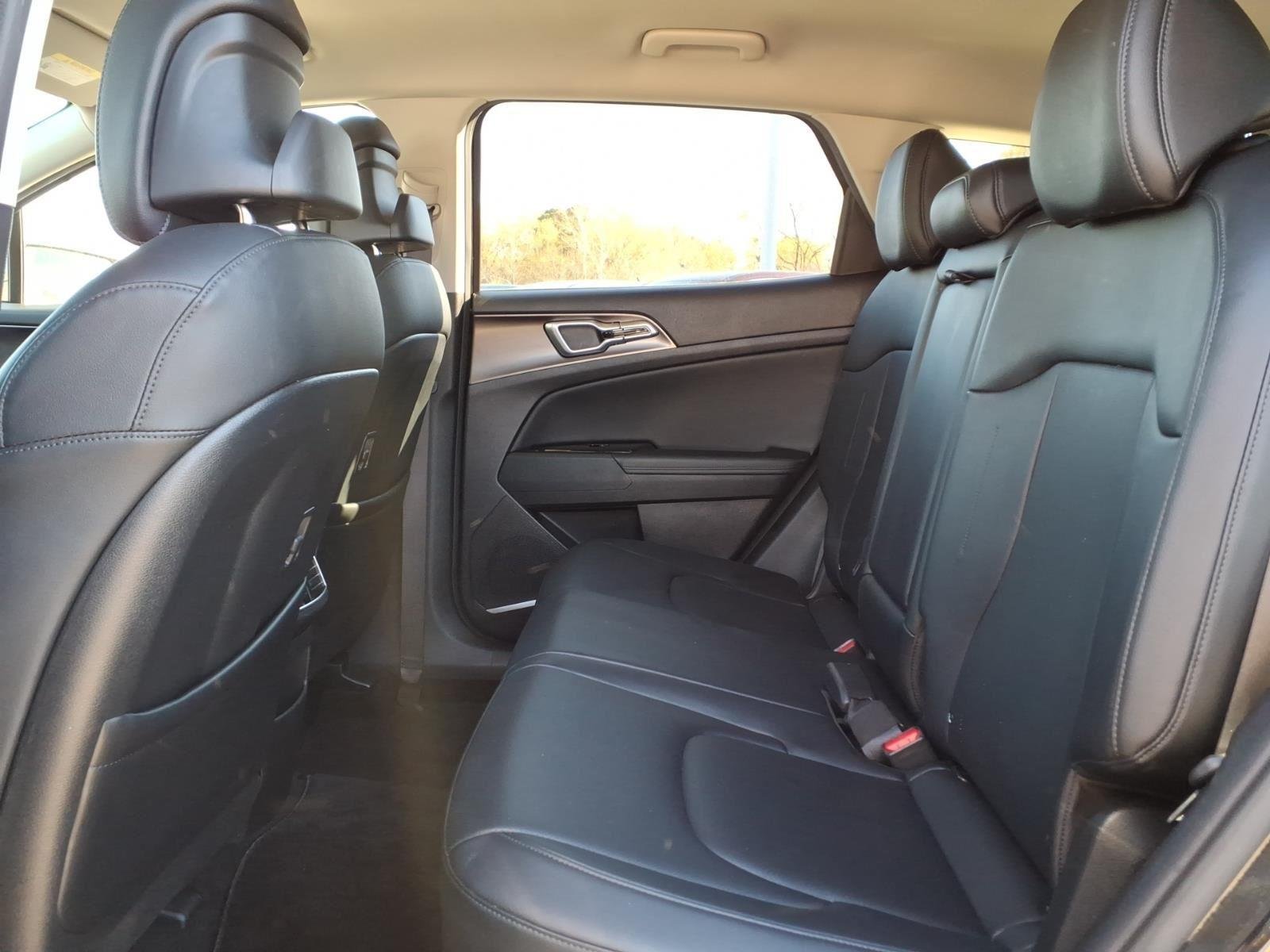 Used 2023 Fusion Black Kia EX image 24