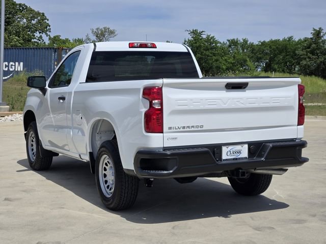 New 2026 Summit White Chevrolet WT image 4