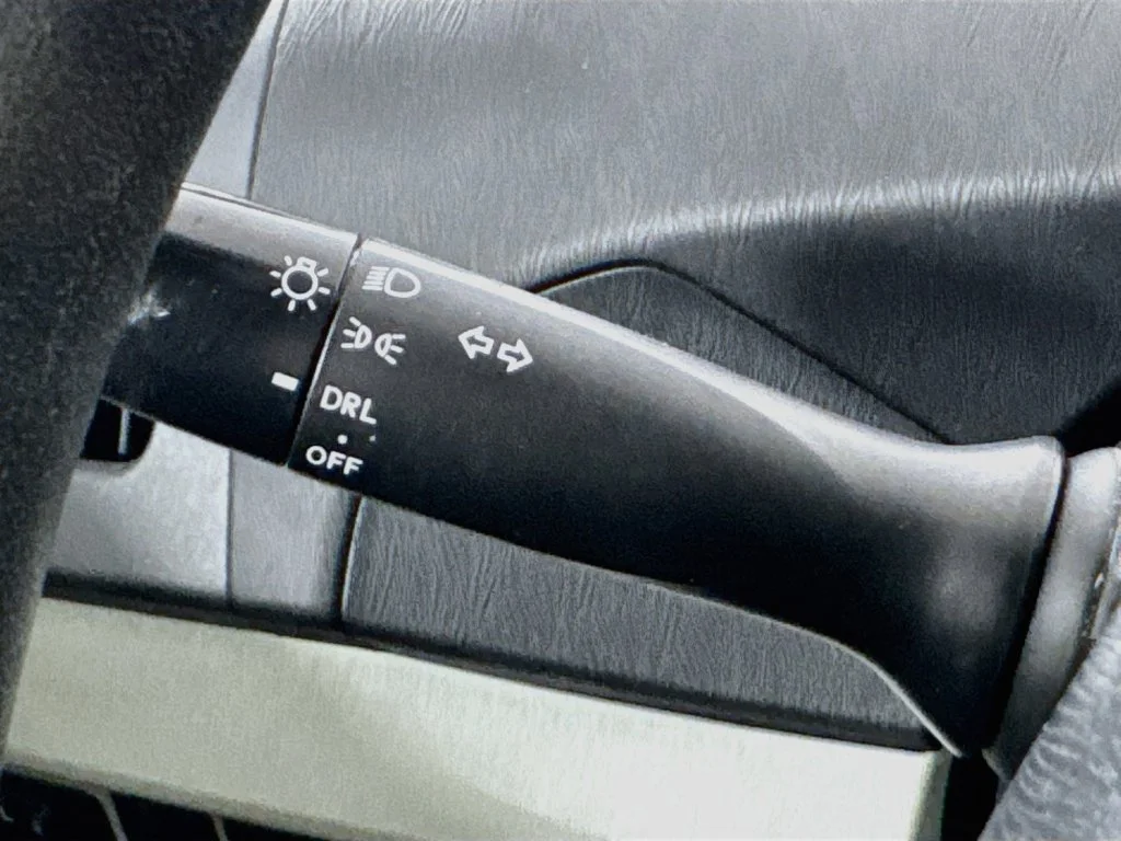 Used 2014 Silver Toyota Three image 12