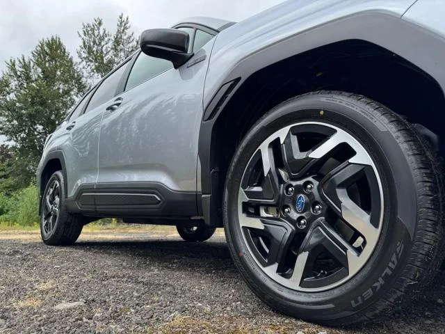 New 2026 ICE SILVER METALLIC Subaru Premium Hybrid image 49
