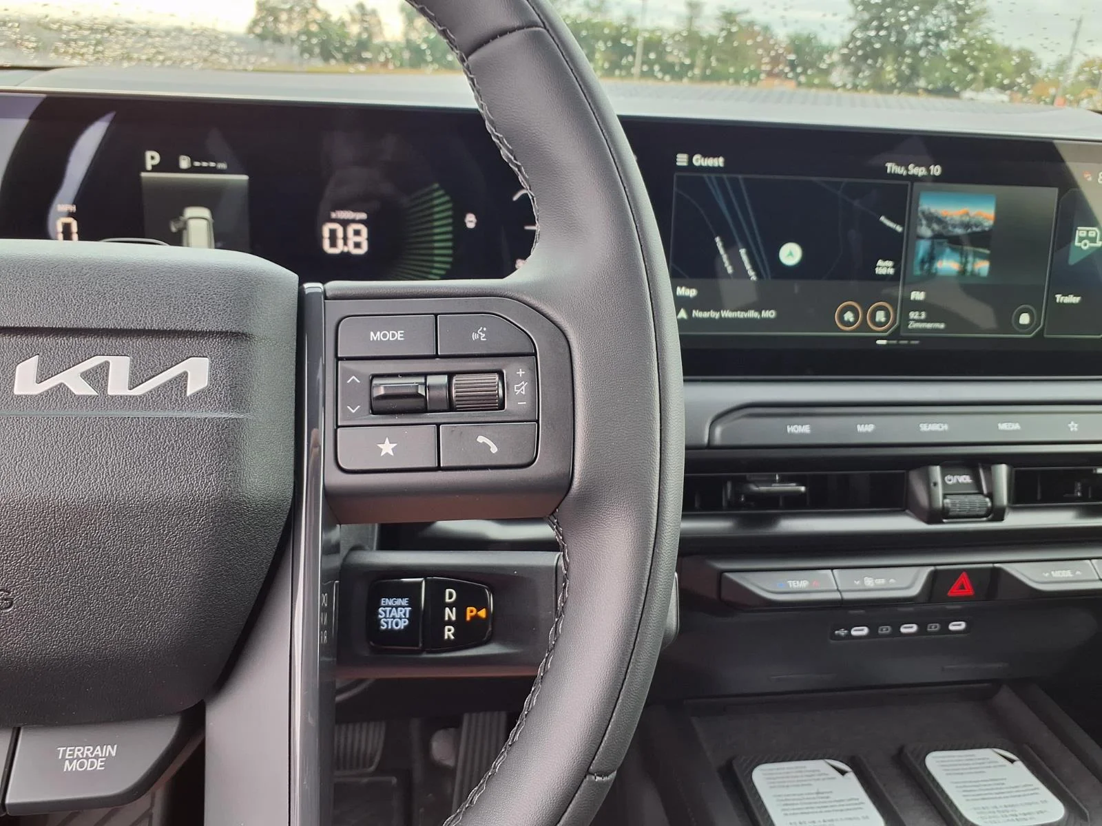New 2027 Glacial White Pearl Kia X-Line EX image 22