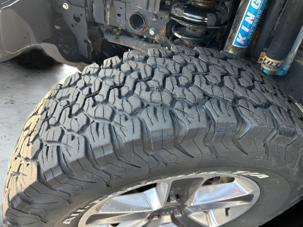 Used 2018 Black Jeep Unlimited Sahara image 28
