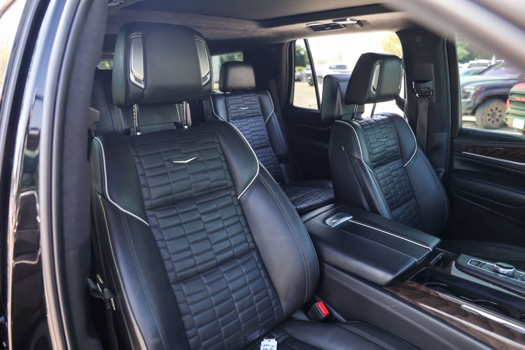 Used 2022 BLACK RAVEN Cadillac Sport Platinum image 33
