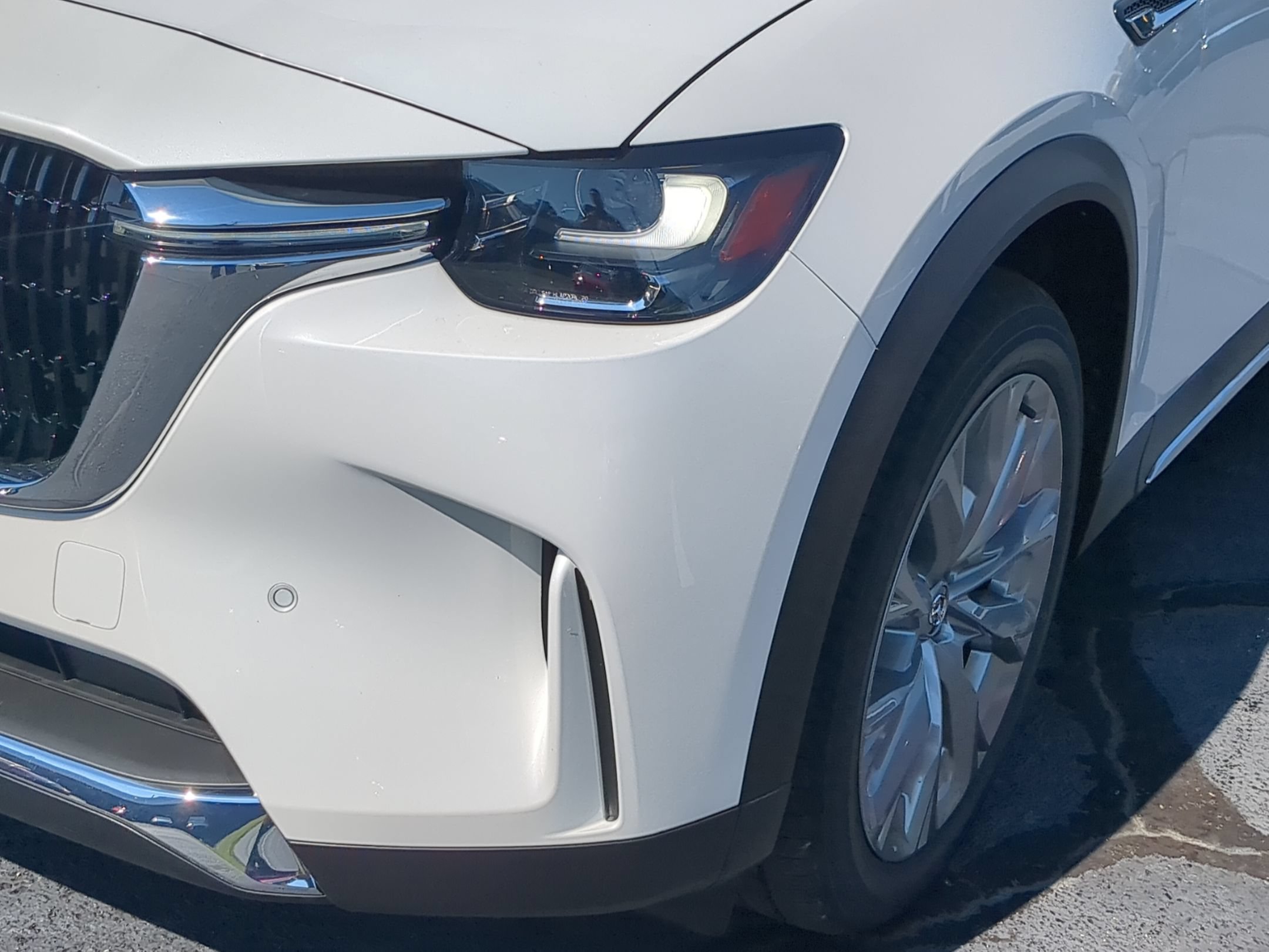 New 2026 Rhodium White Premium Mazda 3.3 Turbo Premium Plus AWD image 9