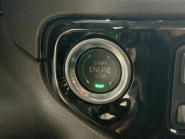 New 2026 Summit White GMC Elevation image 17