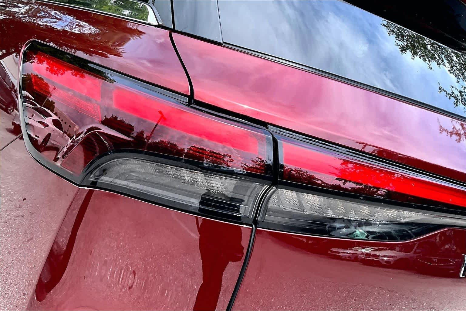 Used 2023 Deep Bordeaux INFINITI SENSORY image 28
