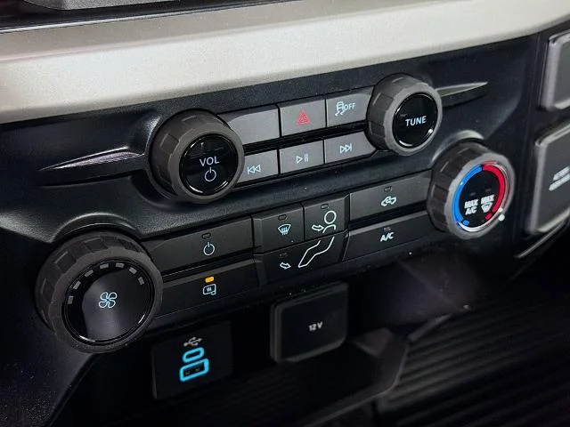 2025 Ford F-250 Super Duty XL - Photo 44