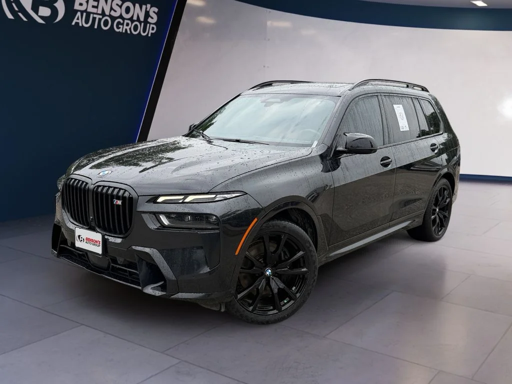 2023 BMW X7 M60i's photo