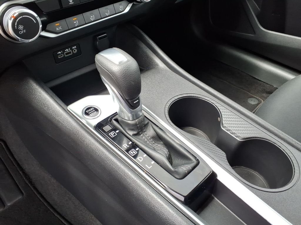 2025 Nissan Altima SV - Photo 18