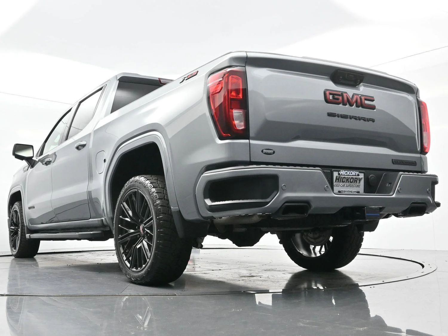 Used 2026 Sterling Metallic GMC Elevation image 47