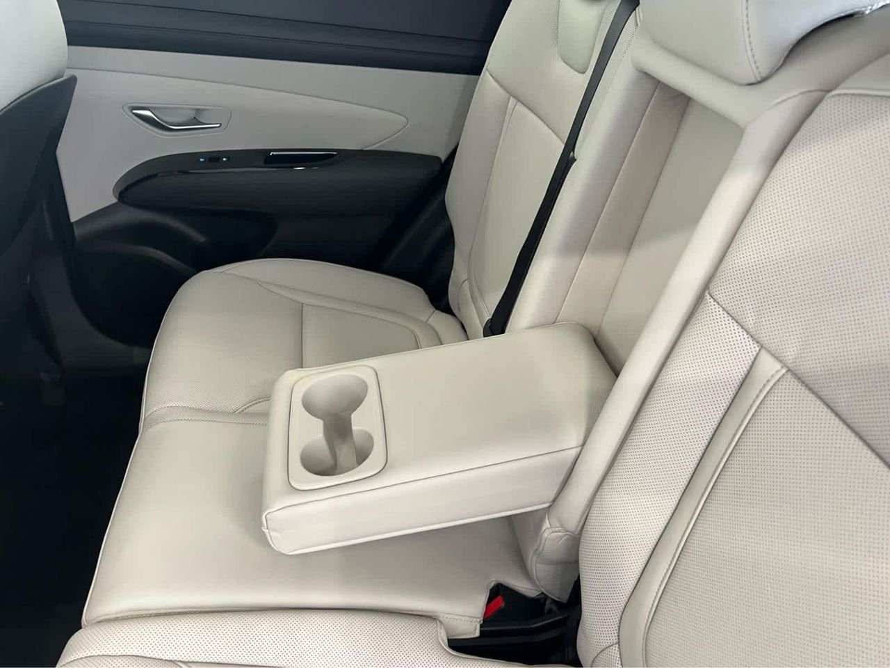 2025 Hyundai Tucson Limited - Photo 30