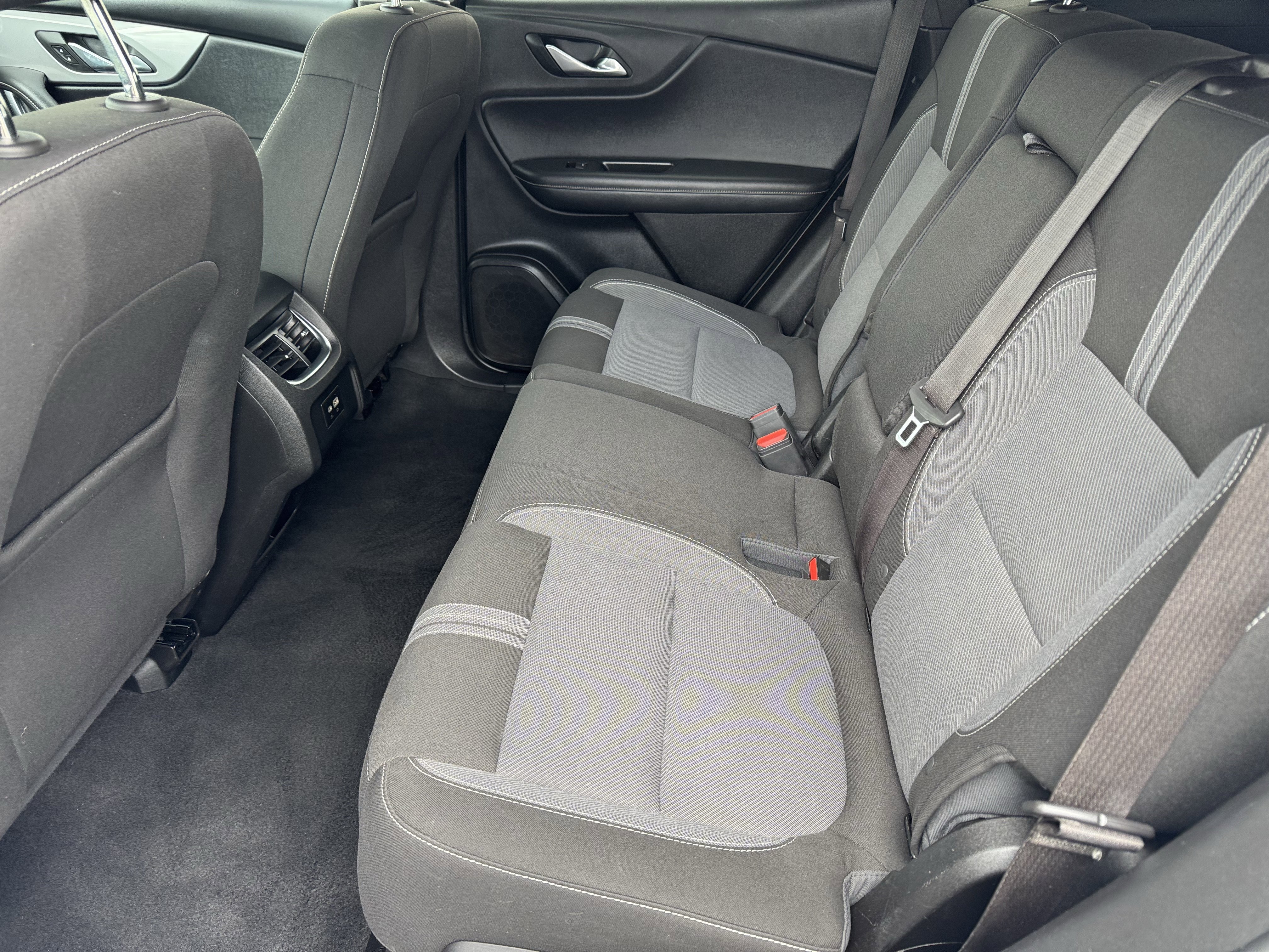 Used 2023 Summit White Chevrolet 2LT image 12