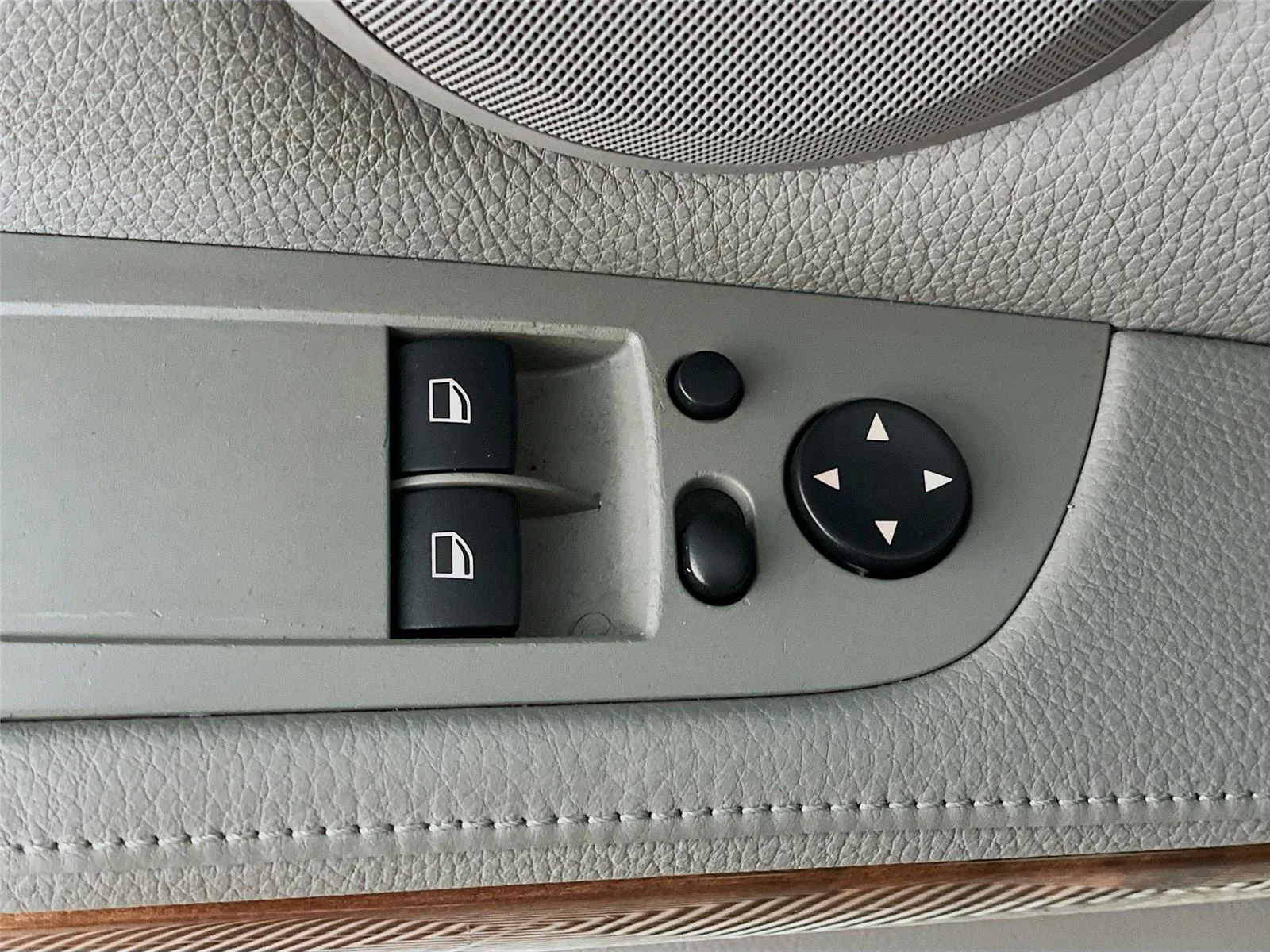 Used 2007 Space Gray Metallic BMW 335i image 19