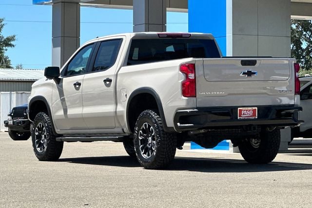 2026 Chevrolet Silverado 1500 ZR2 - Photo 9