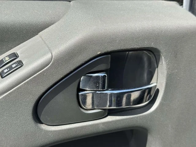 Used 2019 Silver Nissan SV image 19