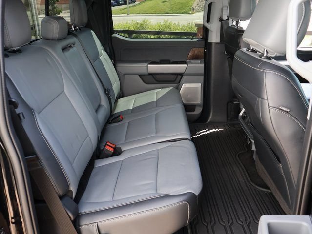 Used 2021 Black Ford LARIAT image 11