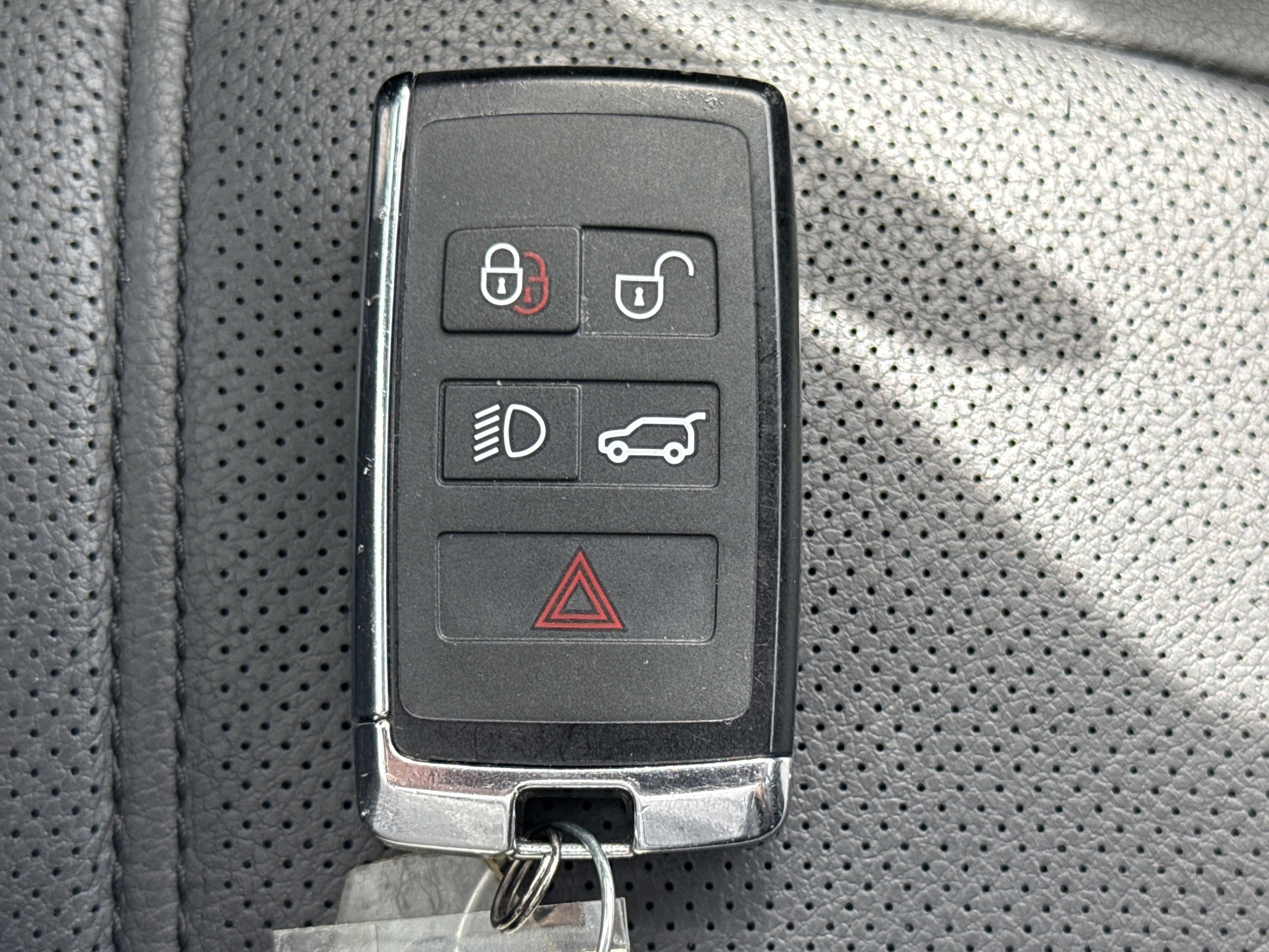 Used 2026 Arroios Grey Metallic Land Rover Core S AWD image 23