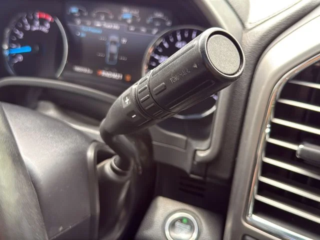 Used 2017 Black Ford Platinum image 26