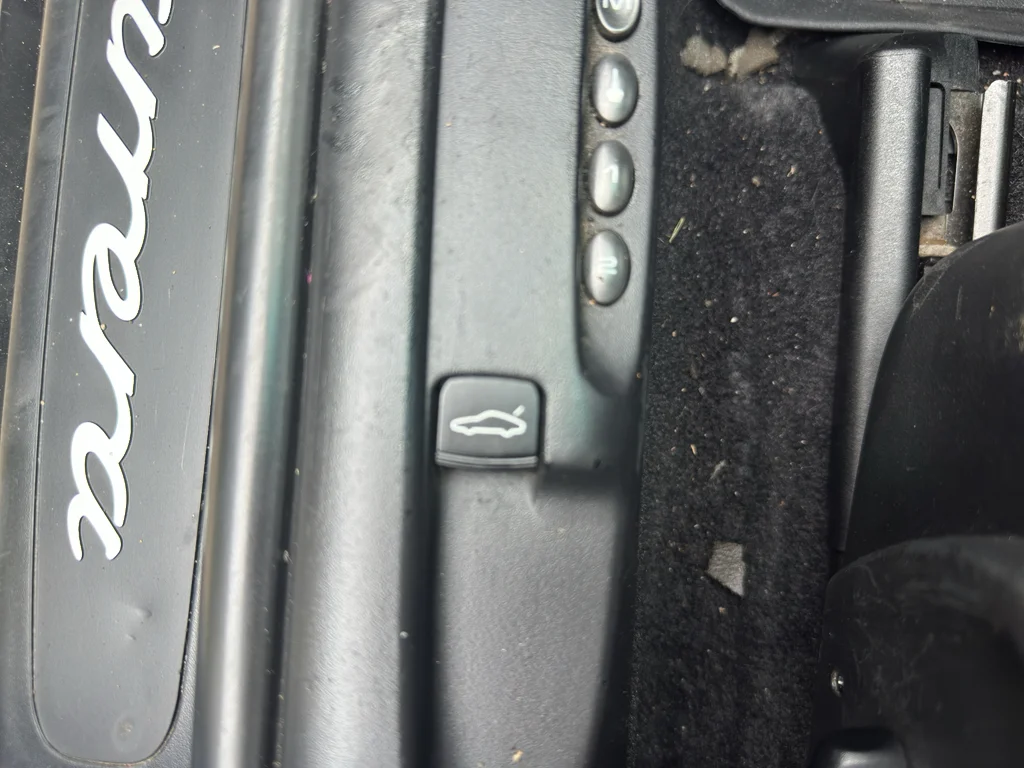 Used 2002 BLACK Porsche Carrera image 20