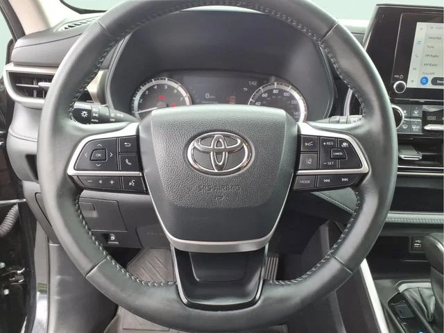 Used 2023 Black Toyota LE image 22