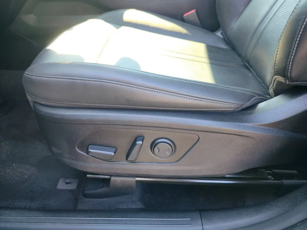 Used 2024 Ebony Black Kia S FWD image 12