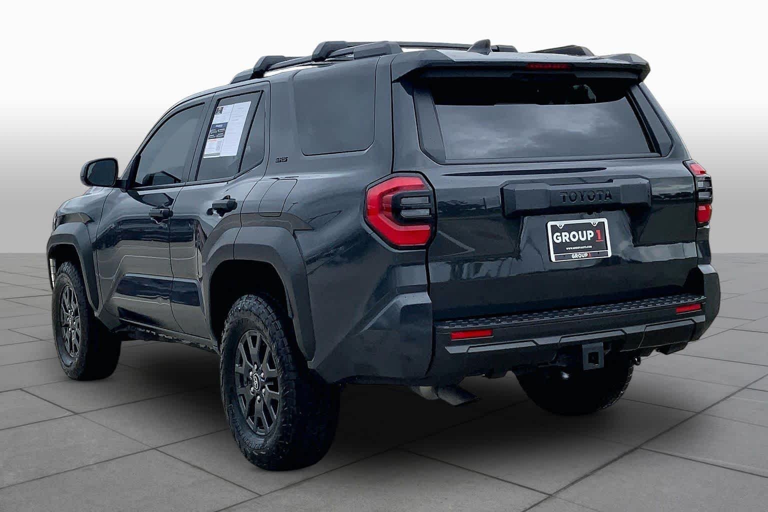 Used 2025 Underground Toyota SR5 image 11