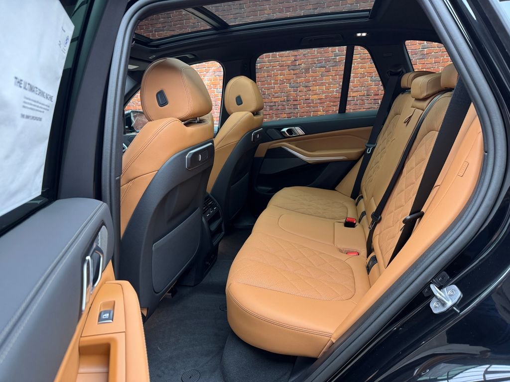 New 2026 Black BMW xDrive40i image 23
