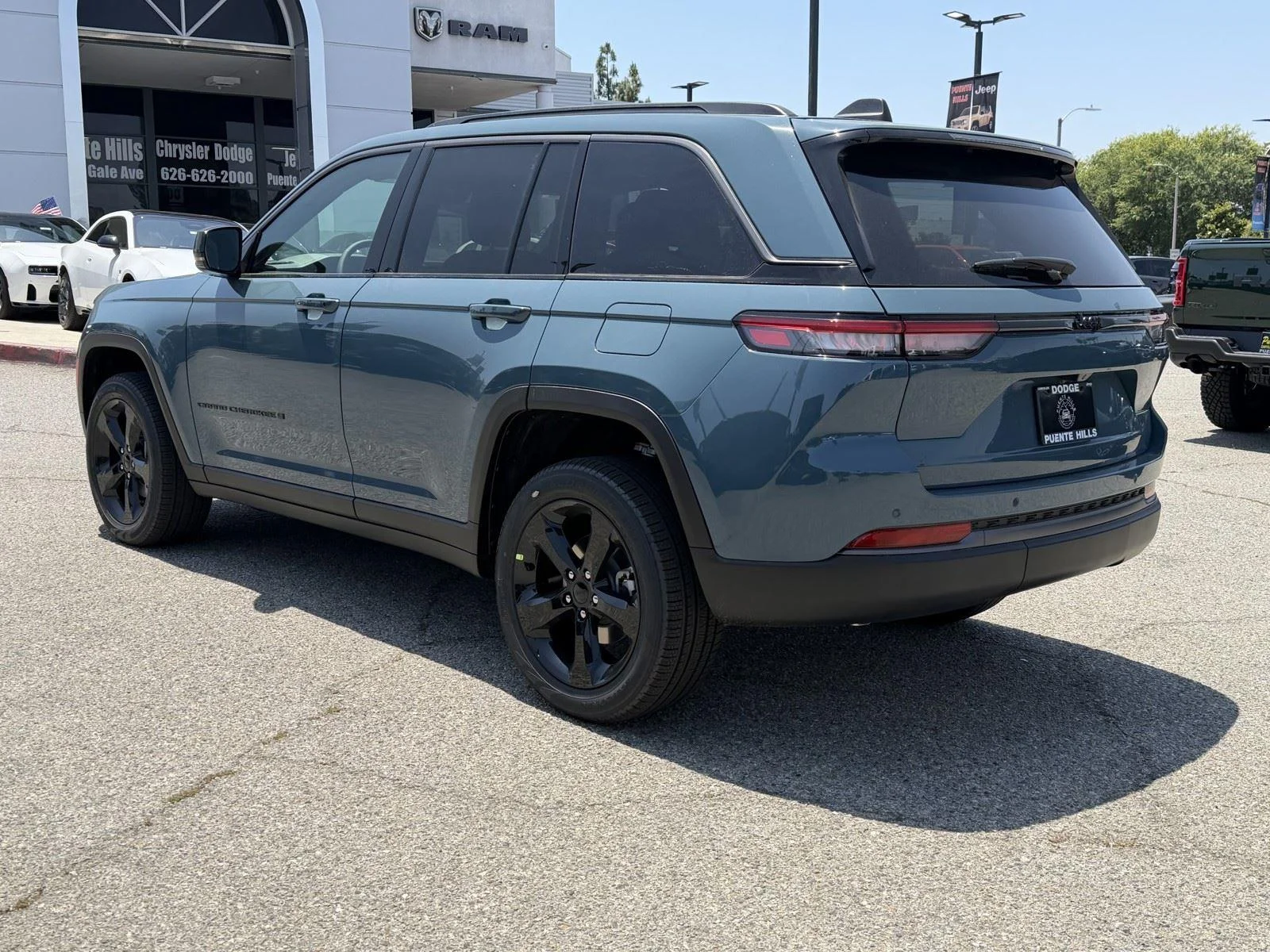 New 2026 Steel Blue Exterior Paint Jeep LIMI image 4