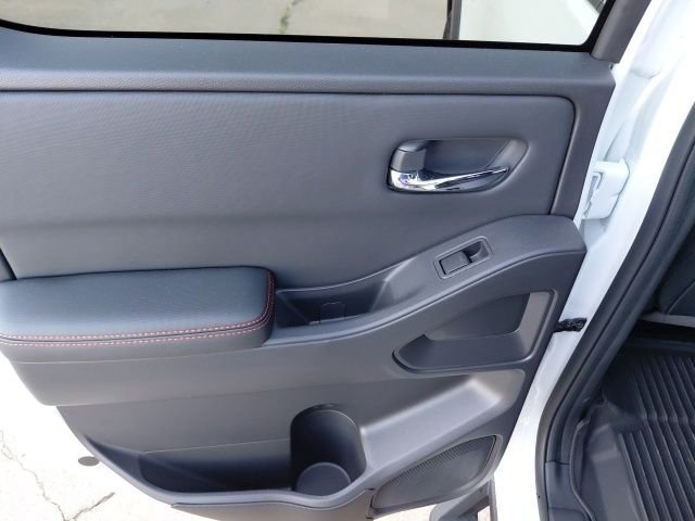 Used 2023 Glacier White Nissan PRO-4X image 31