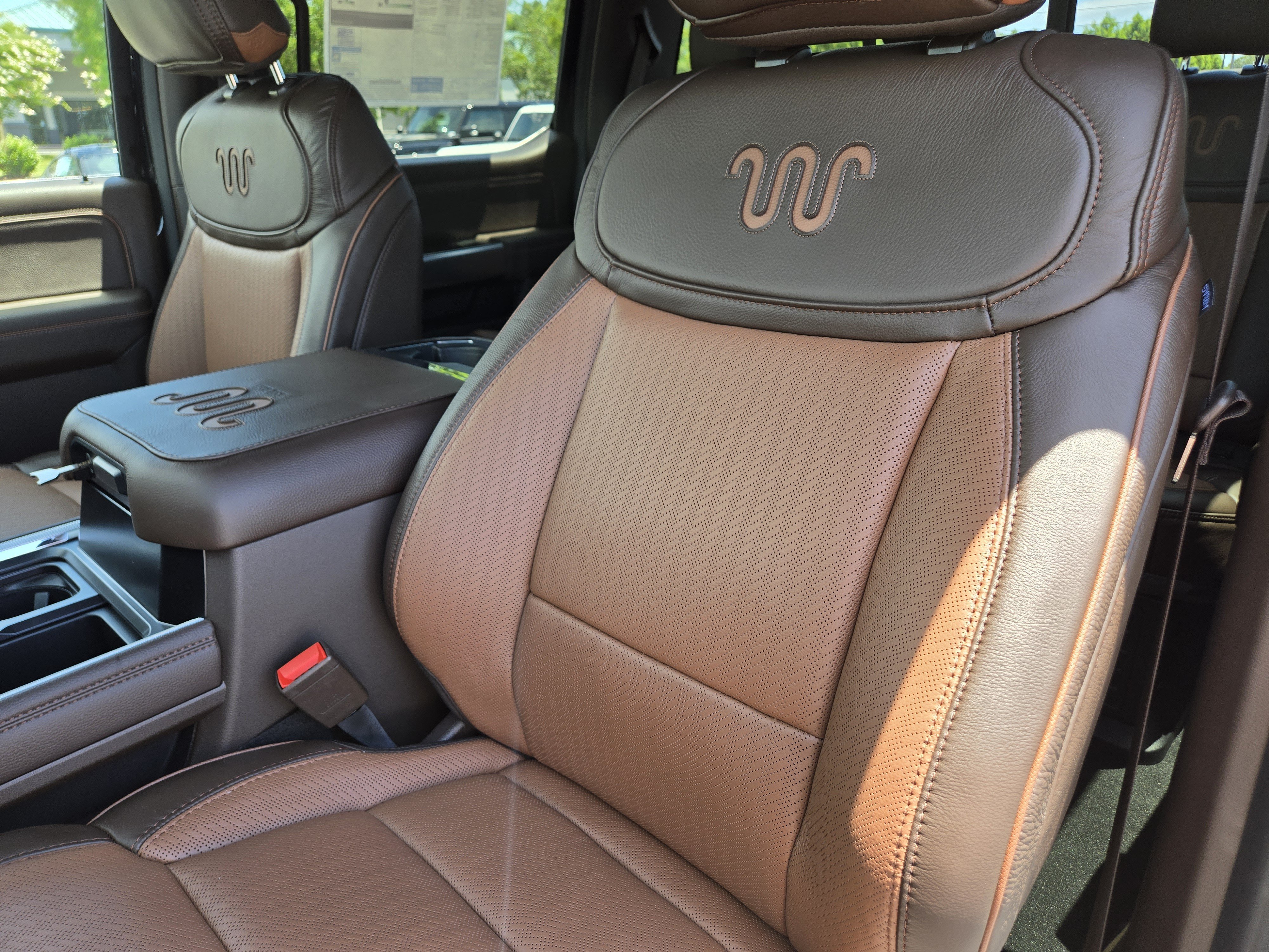 New 2026 Agate Black Metallic FORD F-350® King Ranch® image 19