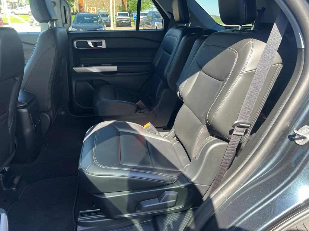 Used 2024 Stone Blue Metallic Ford XLT image 20