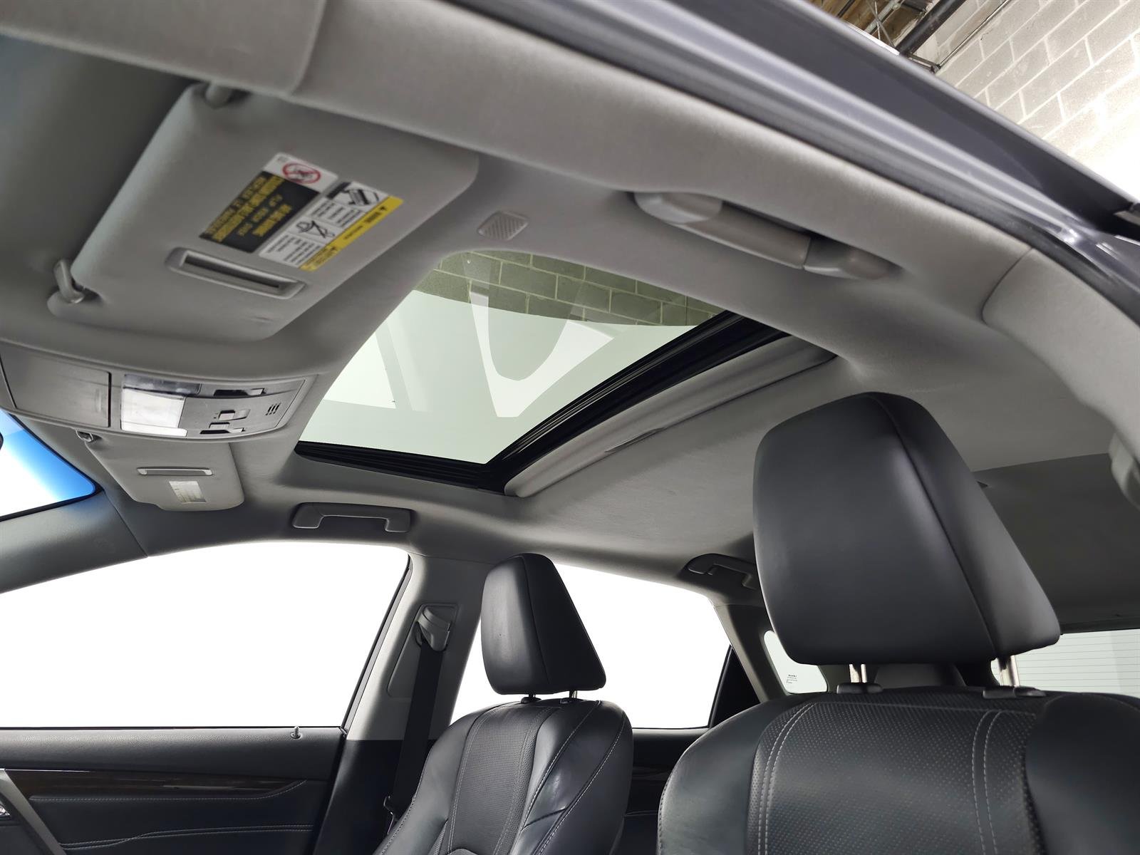 Used 2018 Gray Lexus PREMIUM image 17