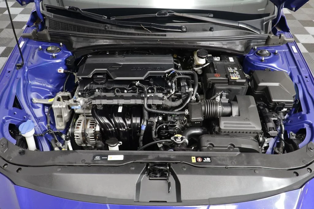Used 2025 Intense Blue Hyundai SEL Sport image 23