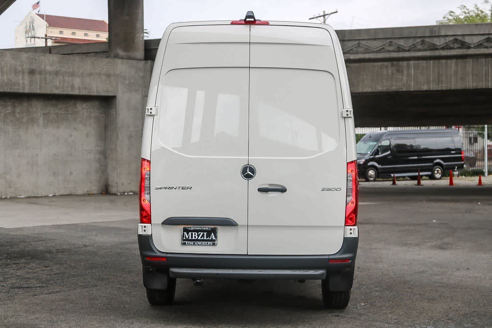 2025 Mercedes-Benz Sprinter Cargo Van Base - Photo 7